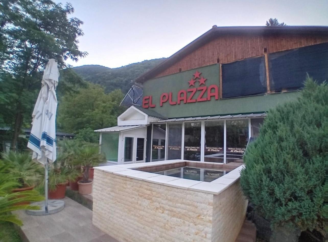 Pensiunea El Plazza Baile Herculane Luaran gambar