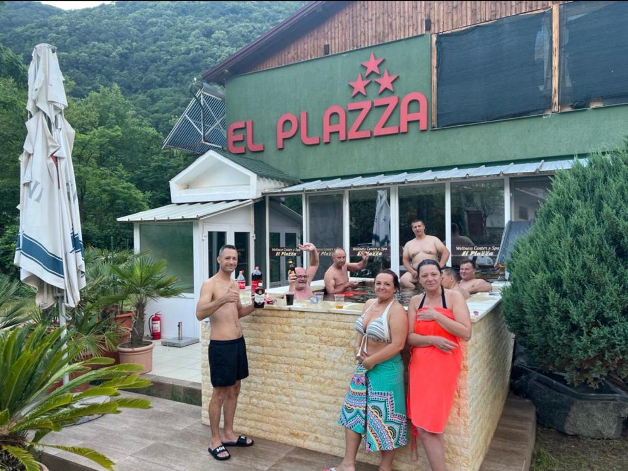Pensiunea El Plazza Baile Herculane Luaran gambar